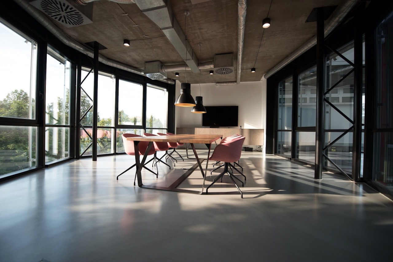 Commercial Office in West Bay
